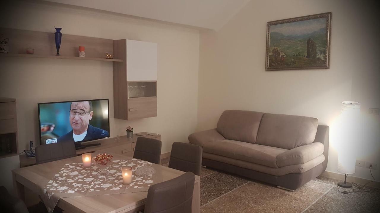 Casa Vacanze Simona Vicino A Piazza Navona Roma Exterior foto